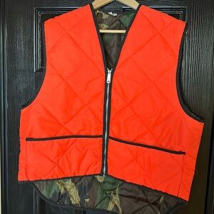 Vintage Reversible insulated hunting vest excellent condition